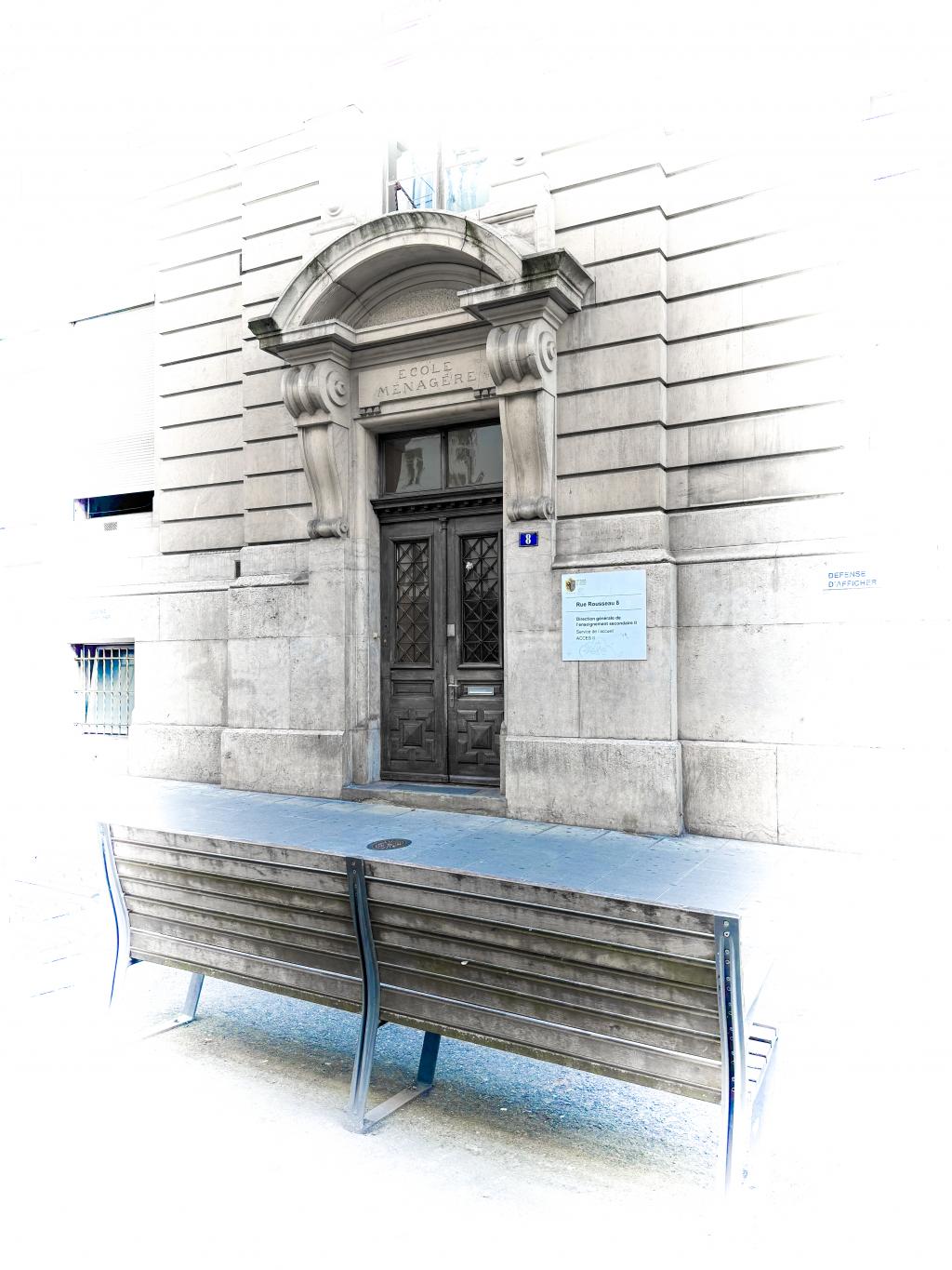 Entrée du bâtiment de Lissignol