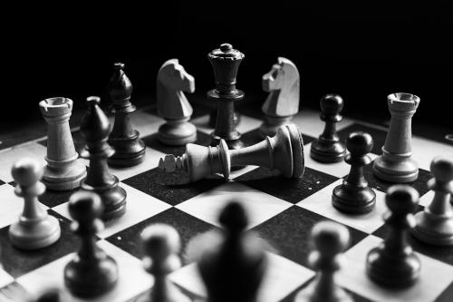 https://pixabay.com/fr/photos/jeu-d%C3%A9checs-%C3%A9chec-et-mat-2928700/