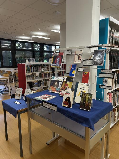 Exposition de documents au Cedoc