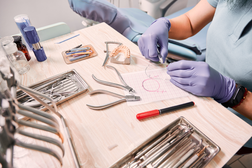 outils hygiéniste dentaire 