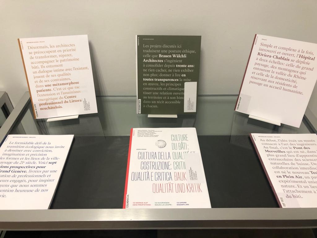 Vitrine livres du Cedoc